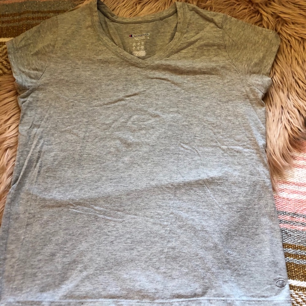 Brand New w/o tags Champion Gray S/s tee